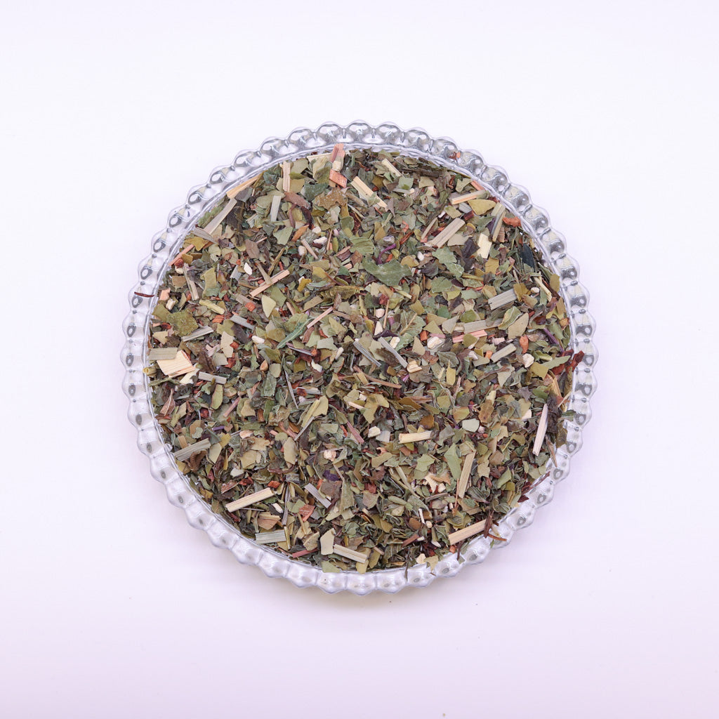 Glasschale mit losem ‚Vitaler Fastenmix‘ Bio Grüntee